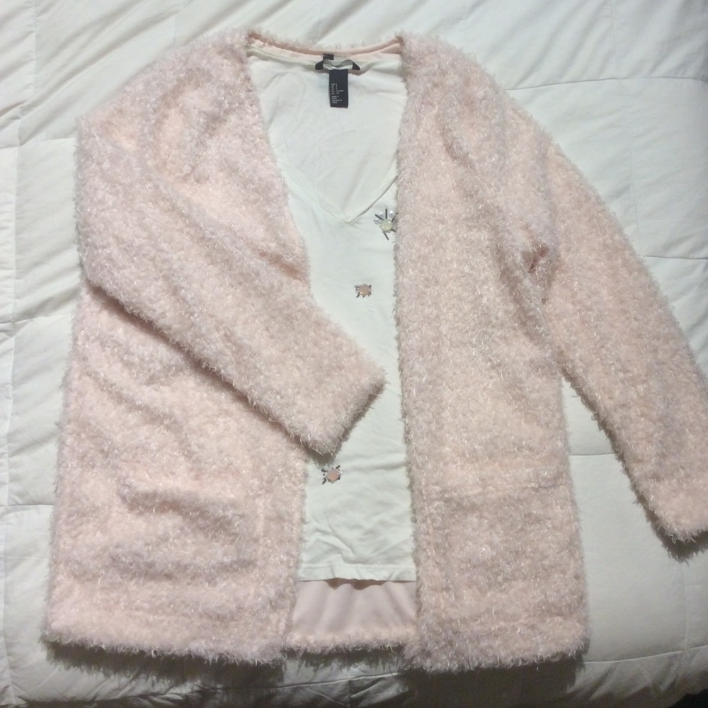 Fuzzy cardigan 🐰